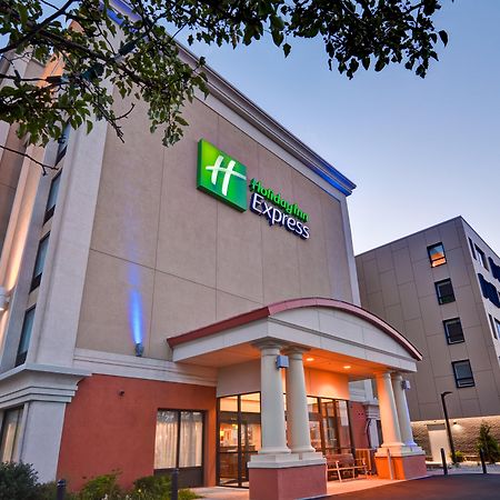 Holiday Inn Express Boston By Ihg Exterior foto